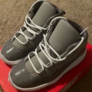 Jordan 11 Grey